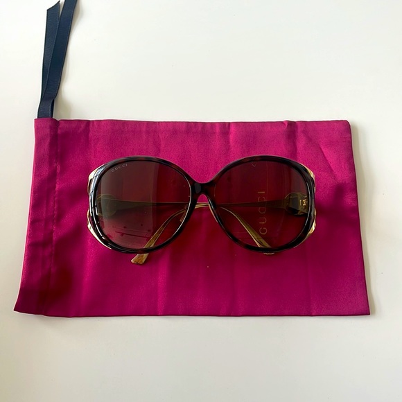 Authentic Gucci Sunglasses - Picture 3 of 4